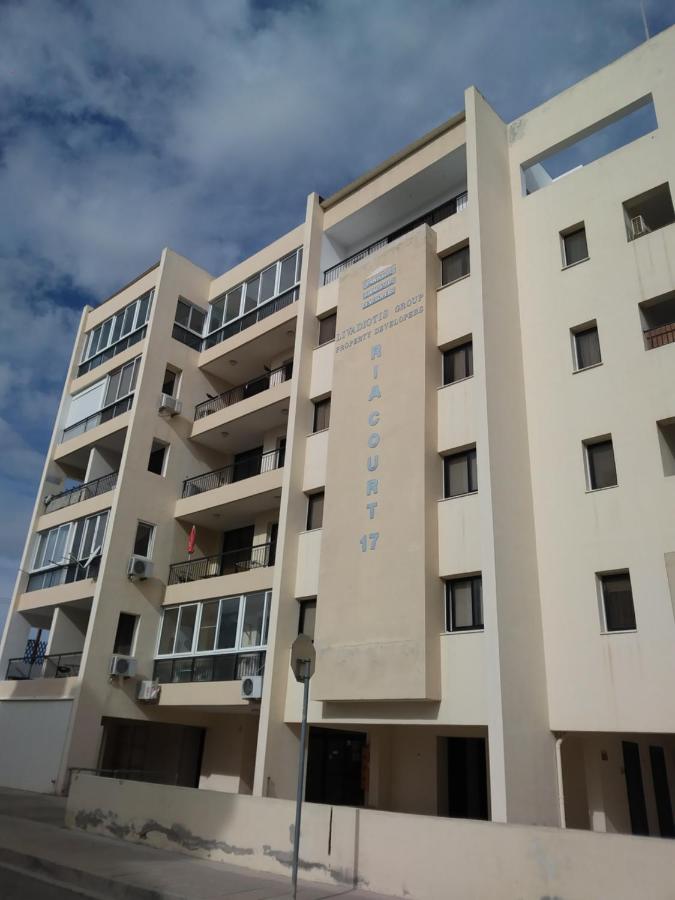 Bandyusha Larnaca