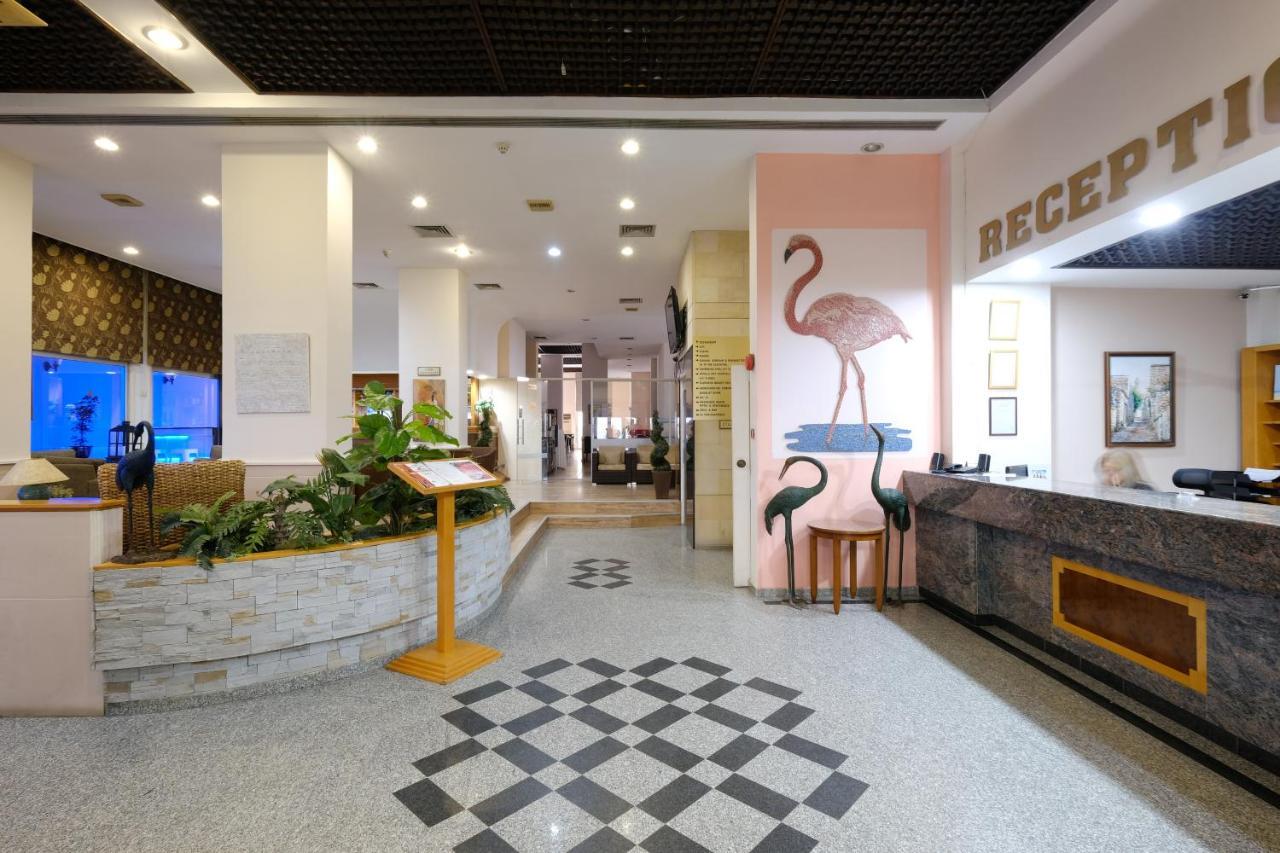 Flamingo 3* Lárnaca
