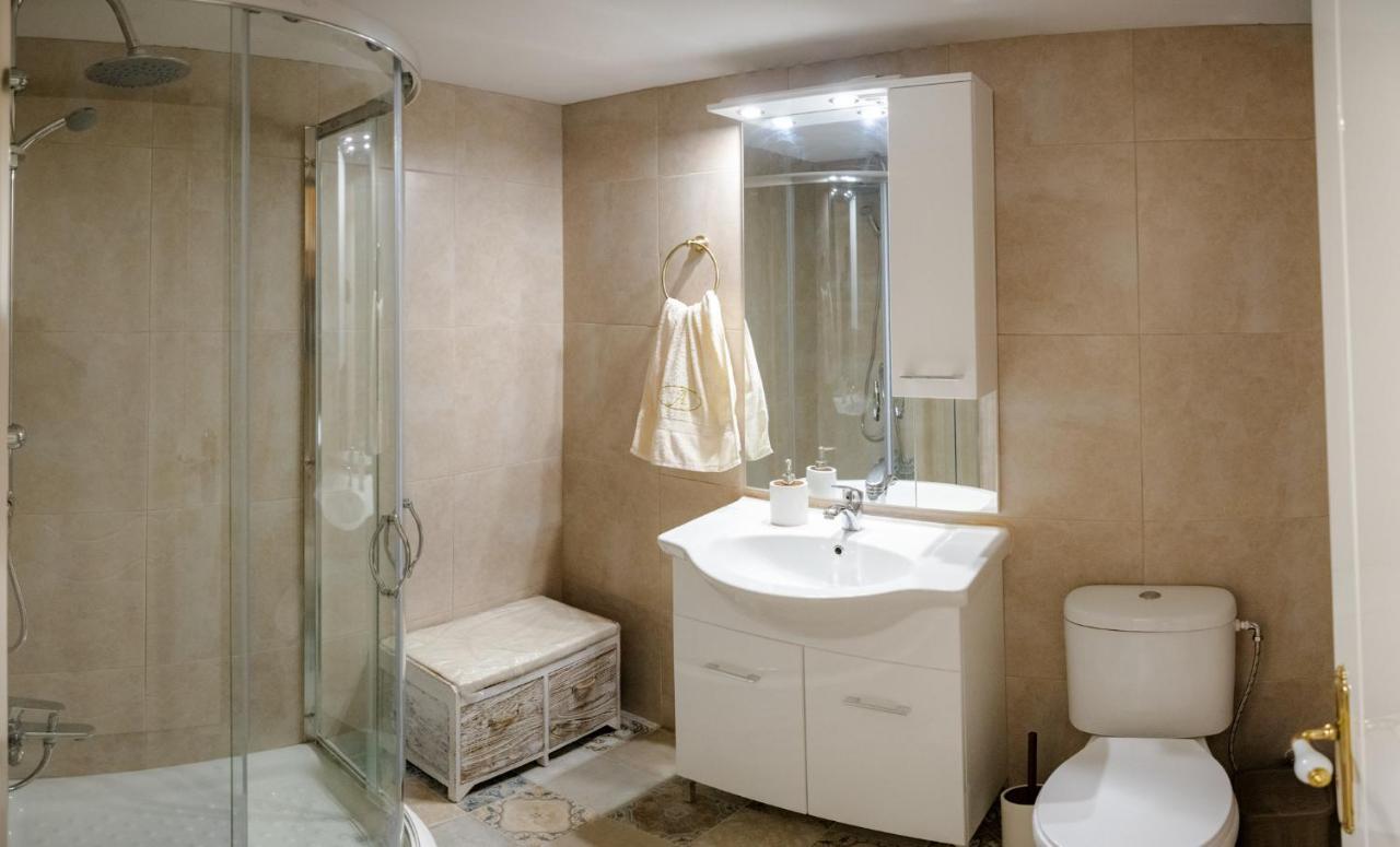 Angela's Luxury Apartment Larnaca