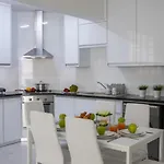 Larnaca Finikoudes Suite