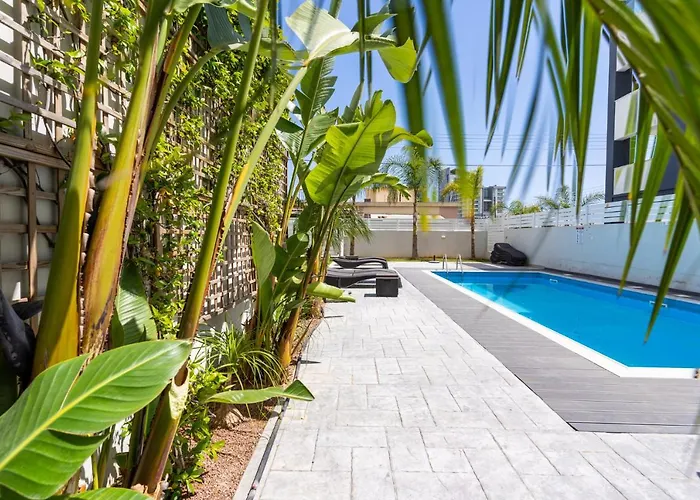 Brightly Lit 1- Br In Larnaca