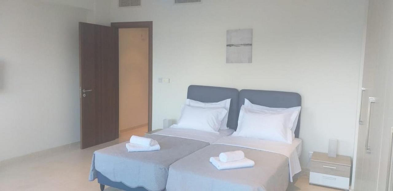 Apartment Horizon Luxury At Finikoudes Beach 302