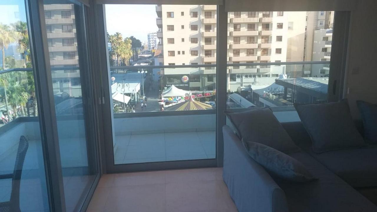Apartment Horizon Luxury At Finikoudes Beach 302 *