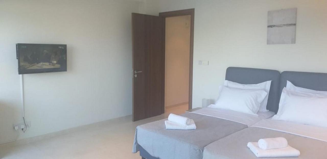 Apartment Horizon Luxury At Finikoudes Beach 302 *