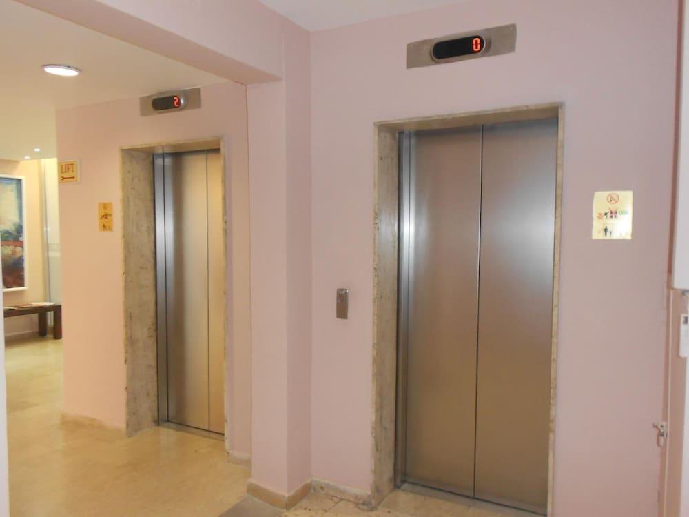 Sun Hall Apartment Larnaca