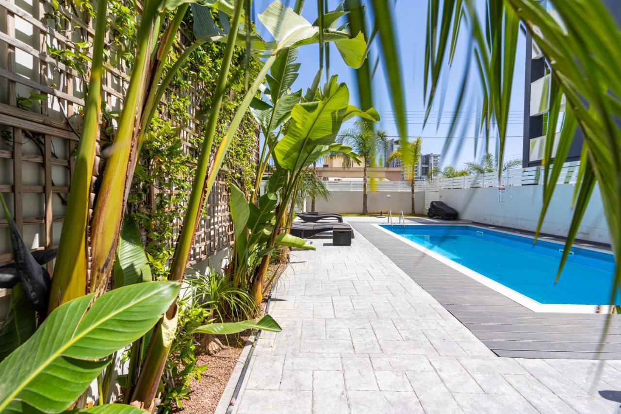 Brightly Lit 1- Br In Larnaca