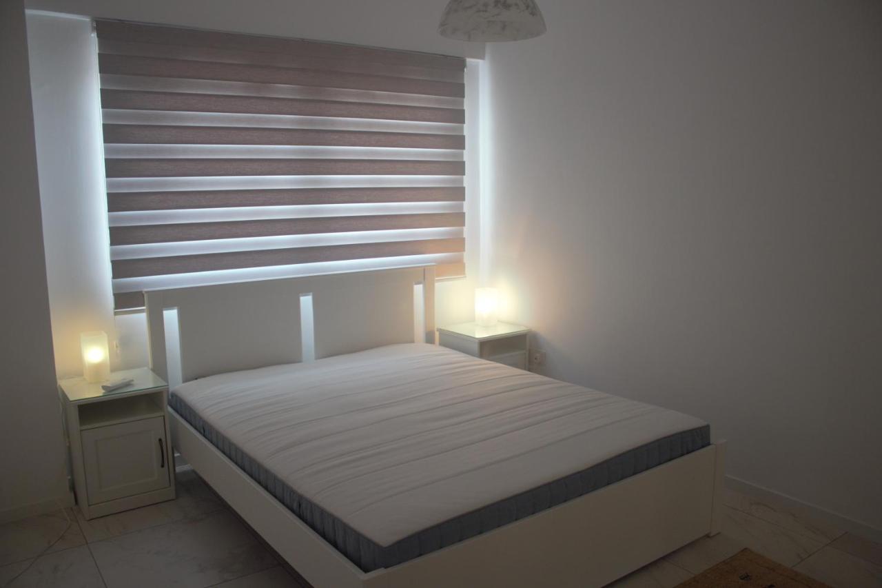 Helen Milos Court No.5 Apartment *
