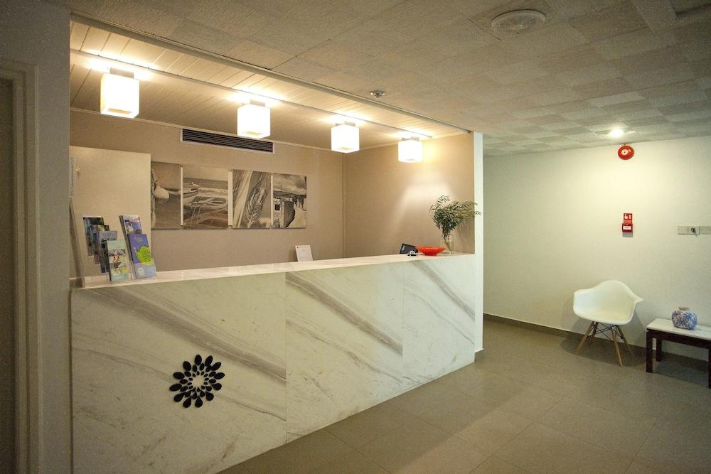 Costantiana Aparthotel Larnaca