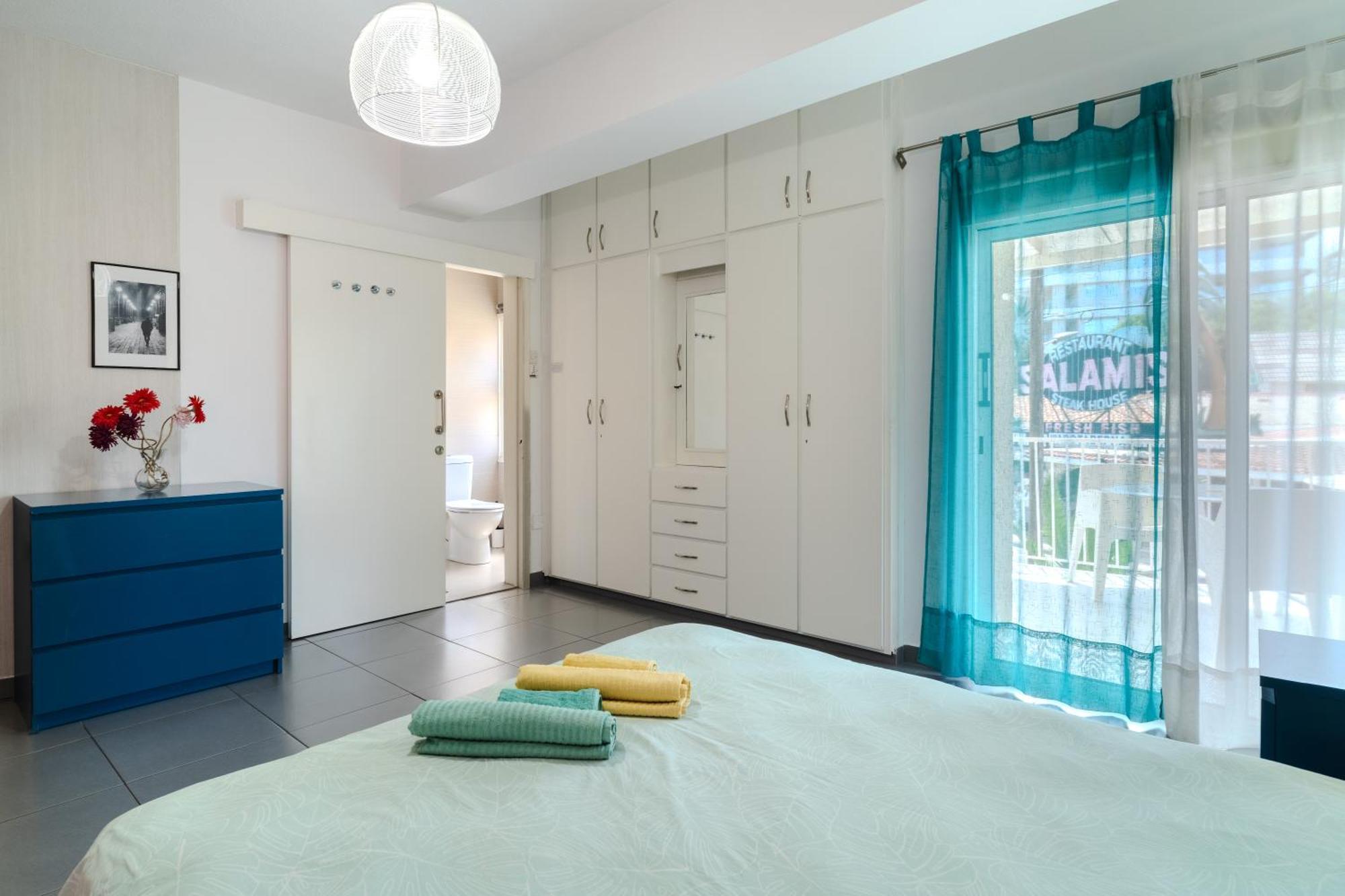 Apartment Mackenzie Blu Larnaca