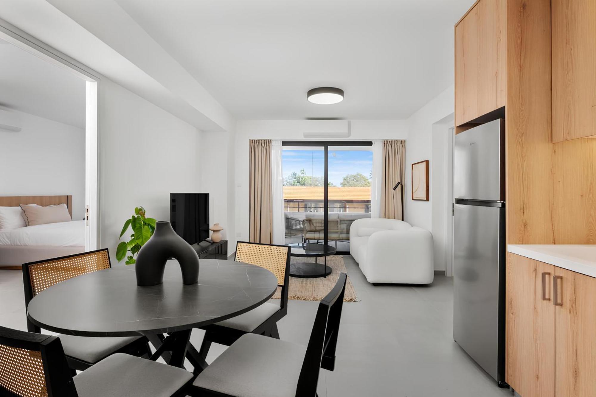 Finikoudes Marina View 202 Larnaca