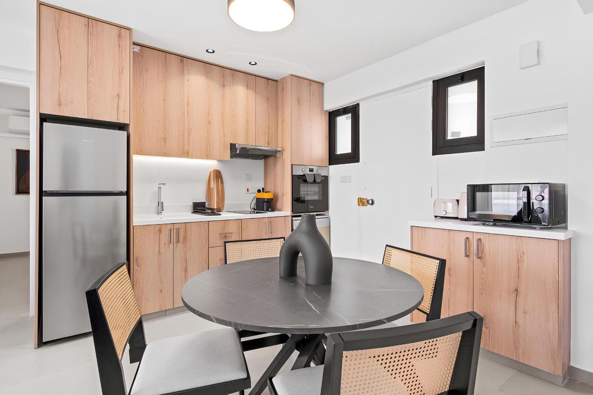 Apartment Finikoudes Marina View 202