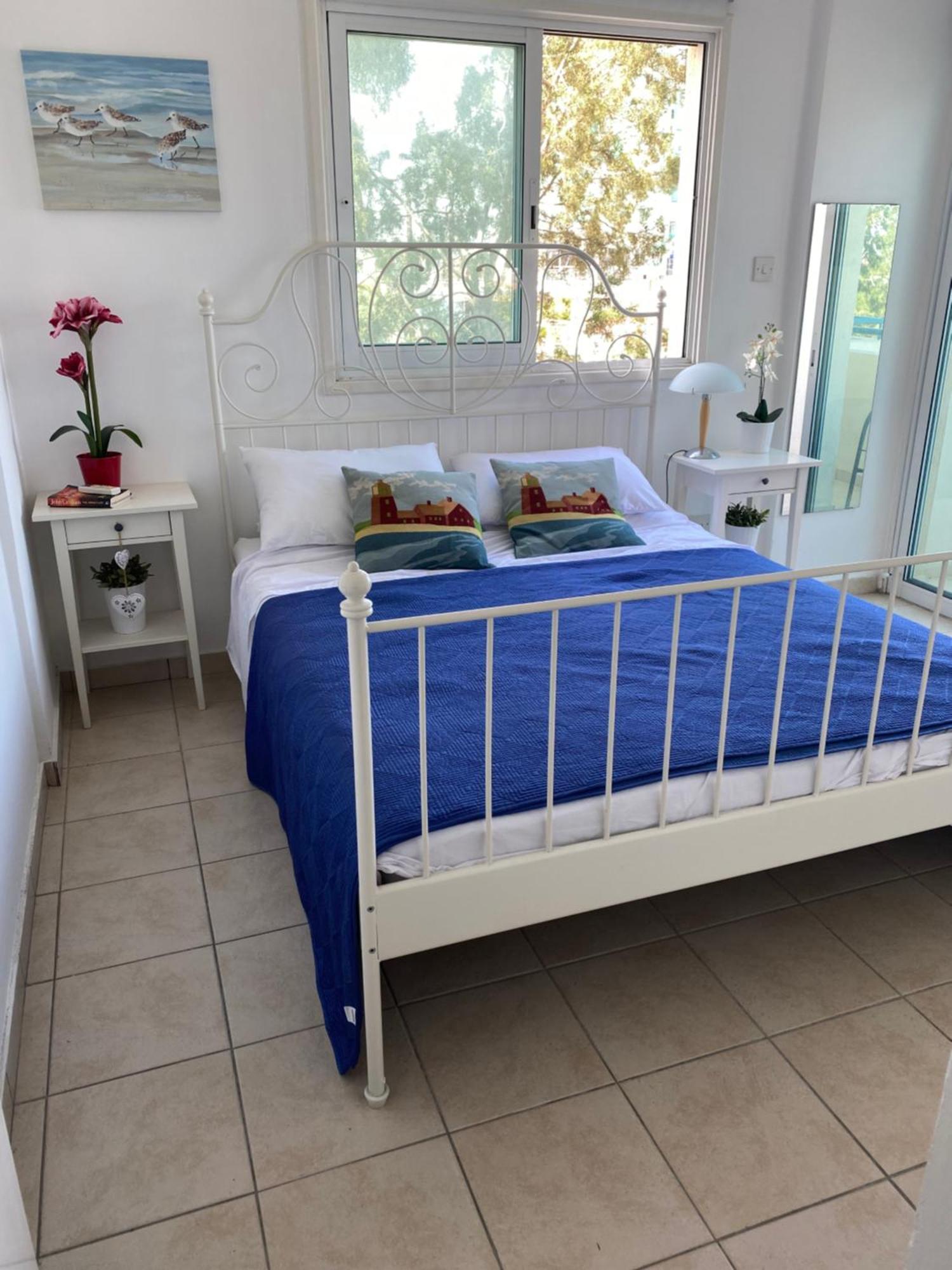 Apartment Atlantis Court In Makenzy