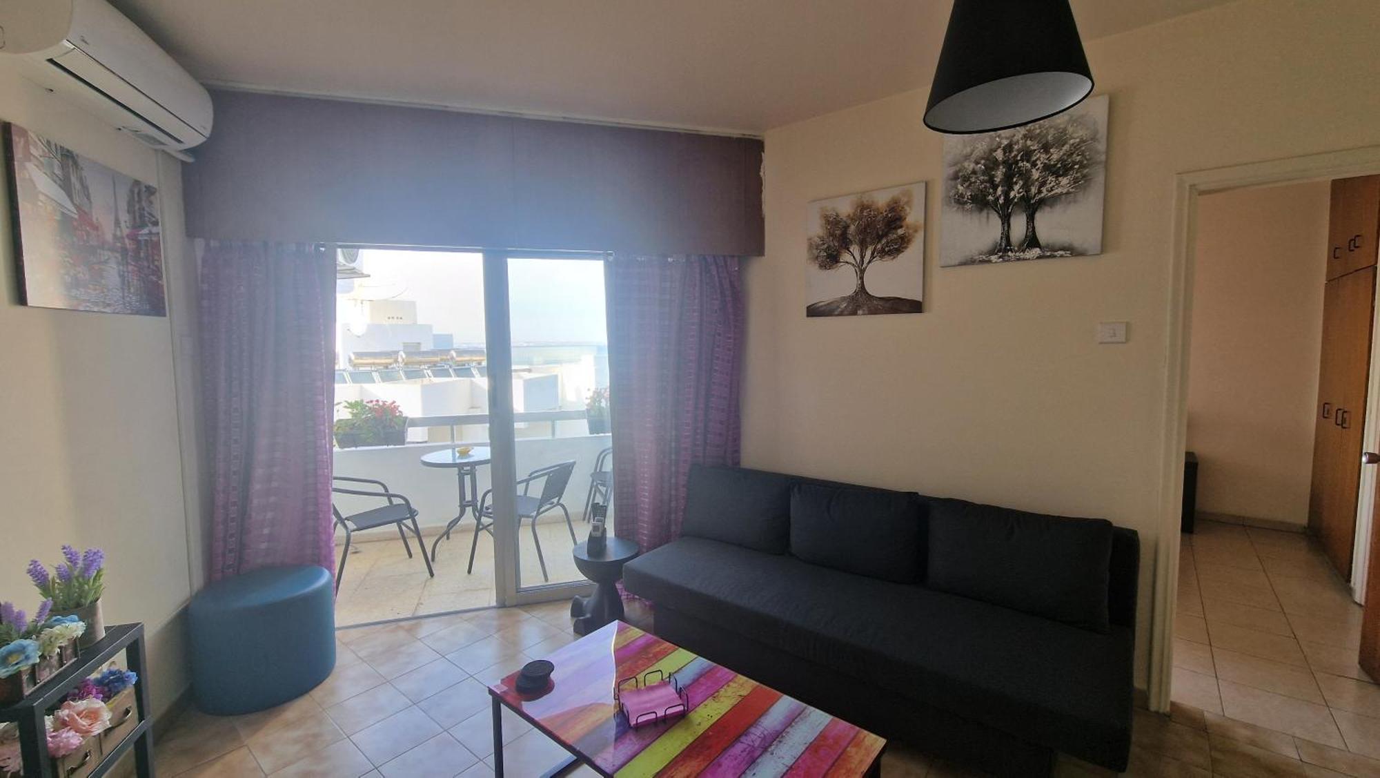 Serenity By The Sea Apartment Larnaca