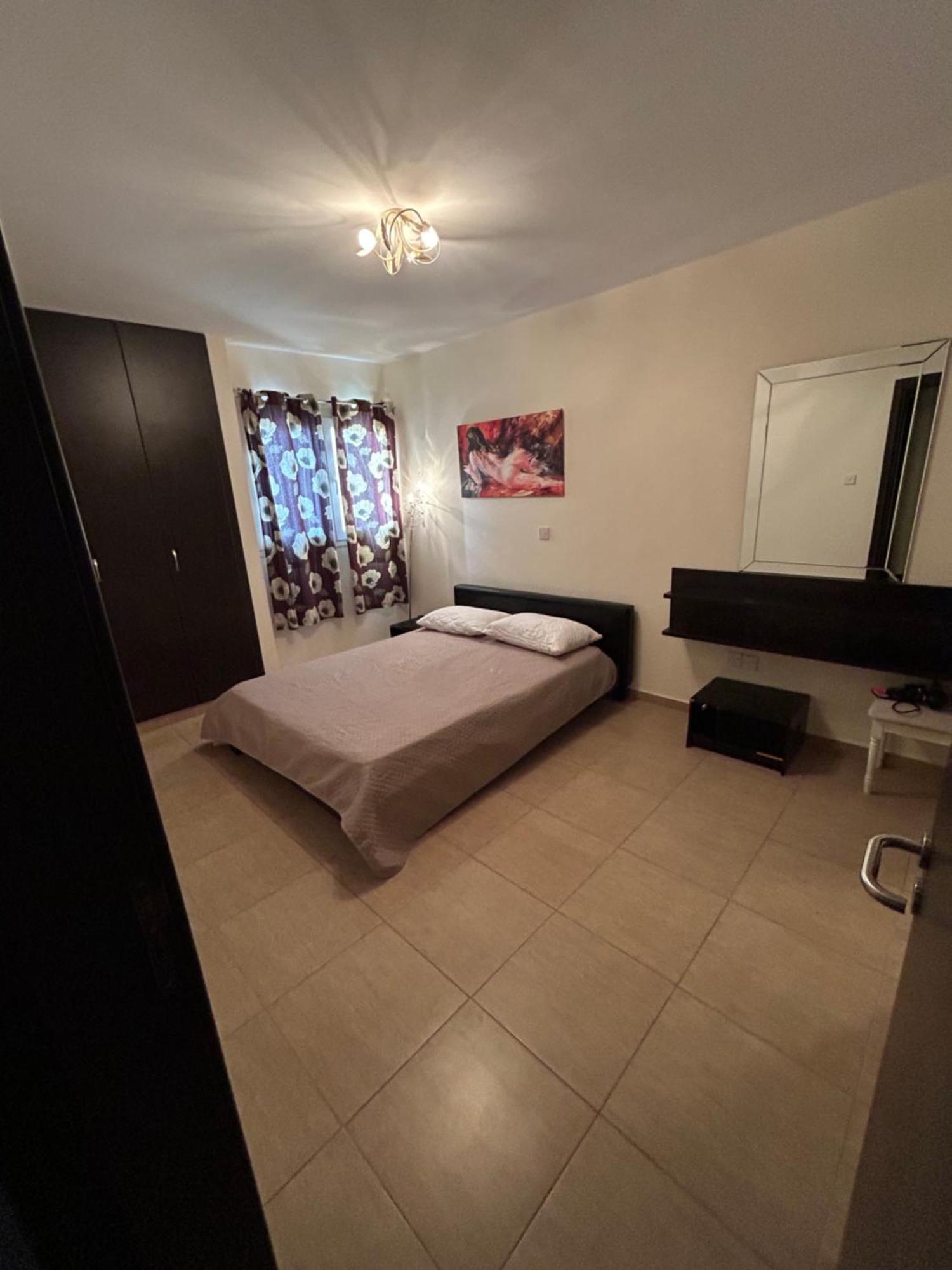 Modern 2br Near Finikoudes -