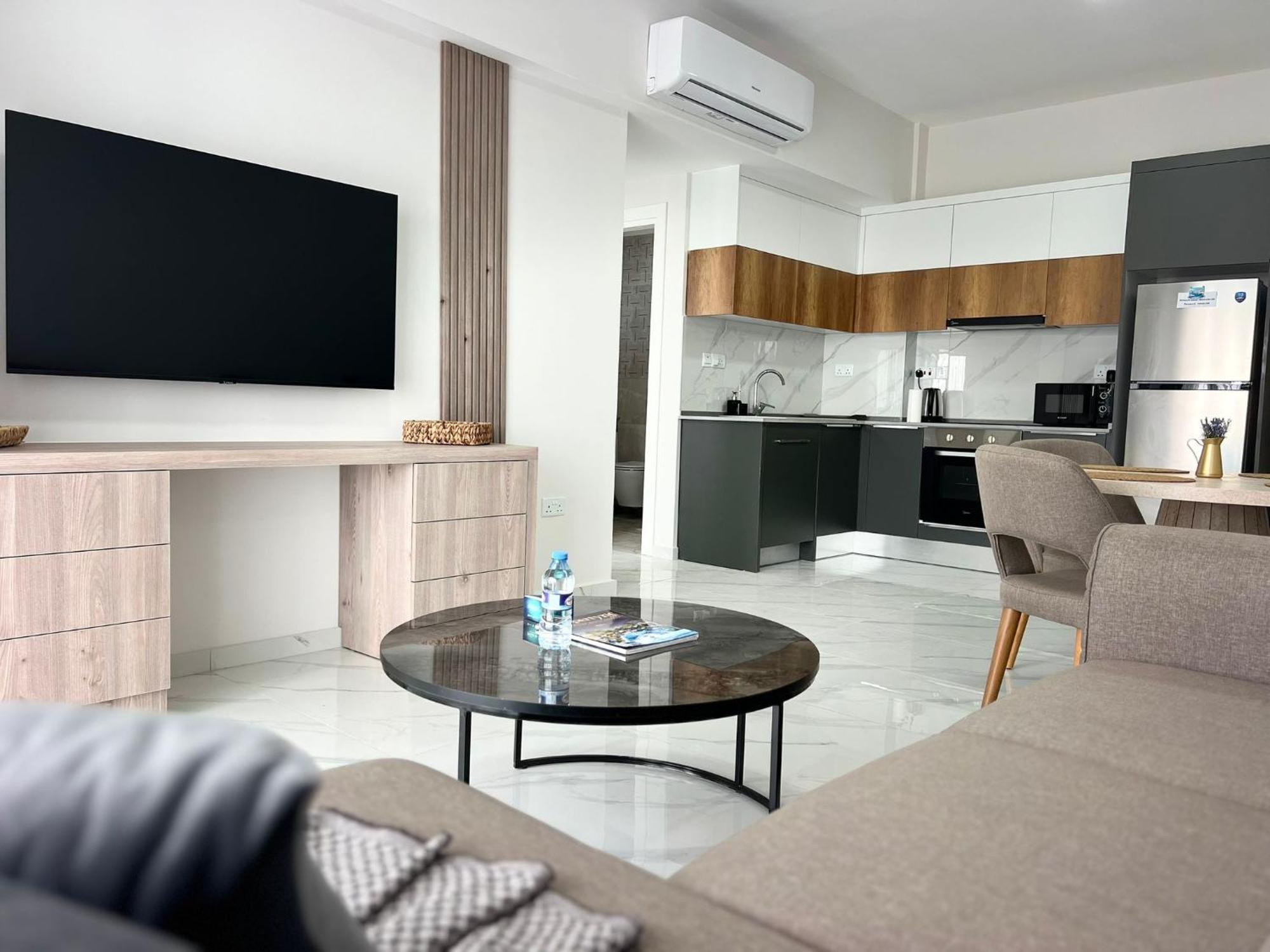 Apartment Riverside Life Larnaca