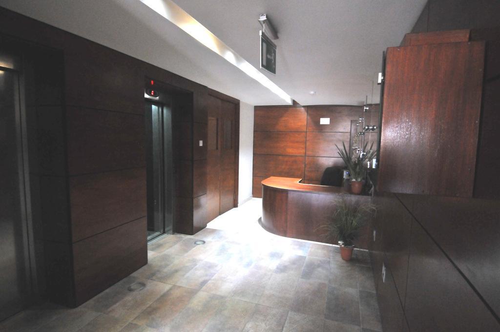 Apartment Ithaki Phinikoudes No. 105