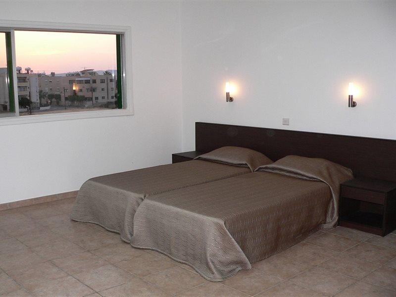 Aparthotel Costantiana