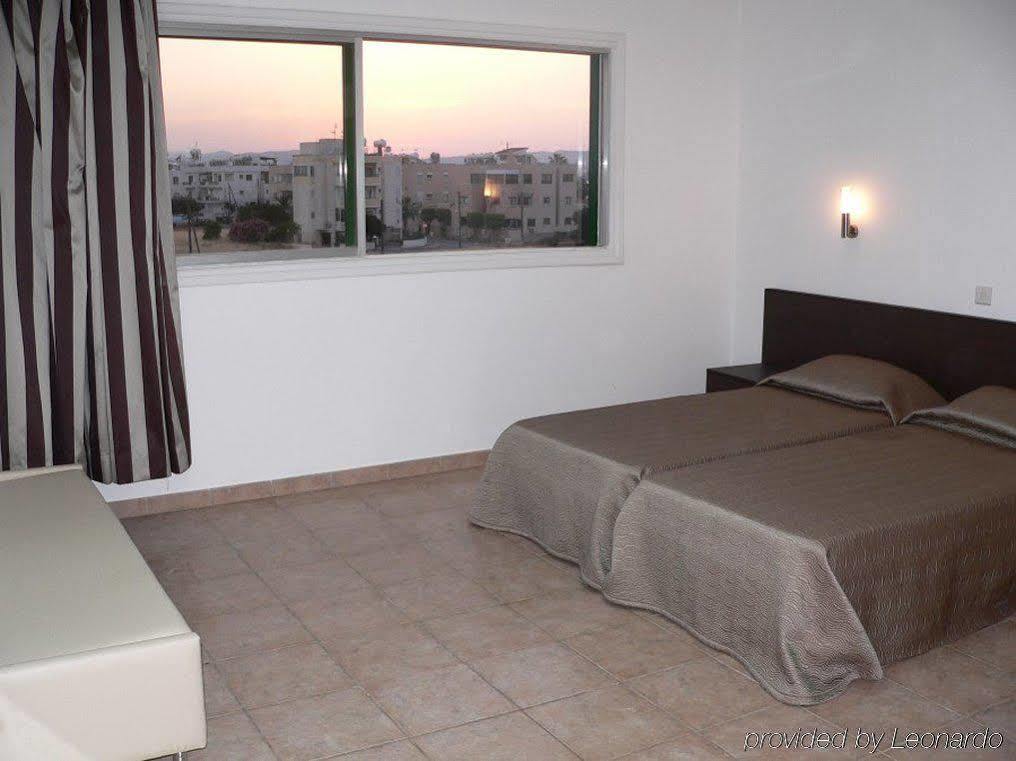 Costantiana Larnaca