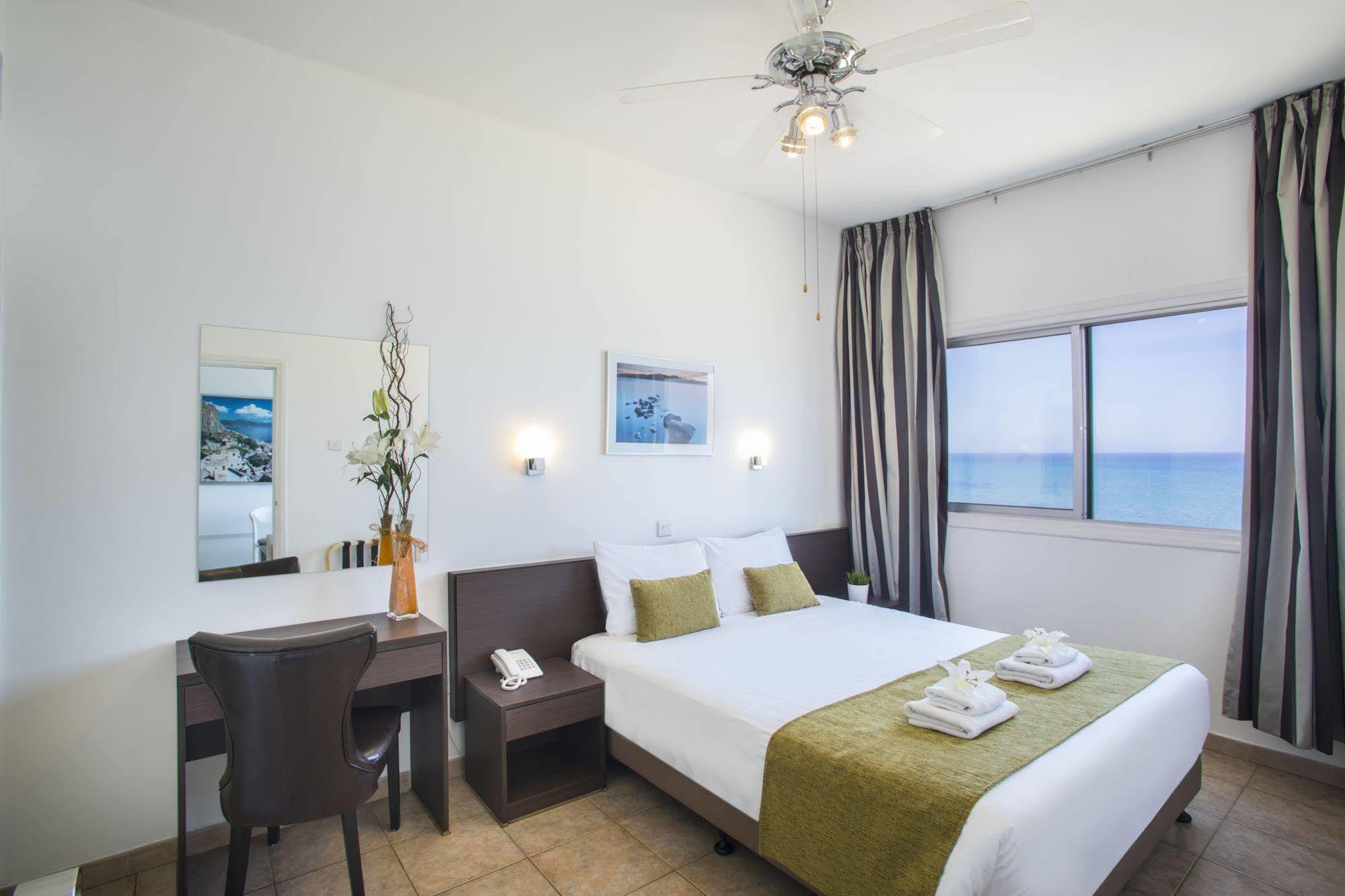 Costantiana Aparthotel Larnaca