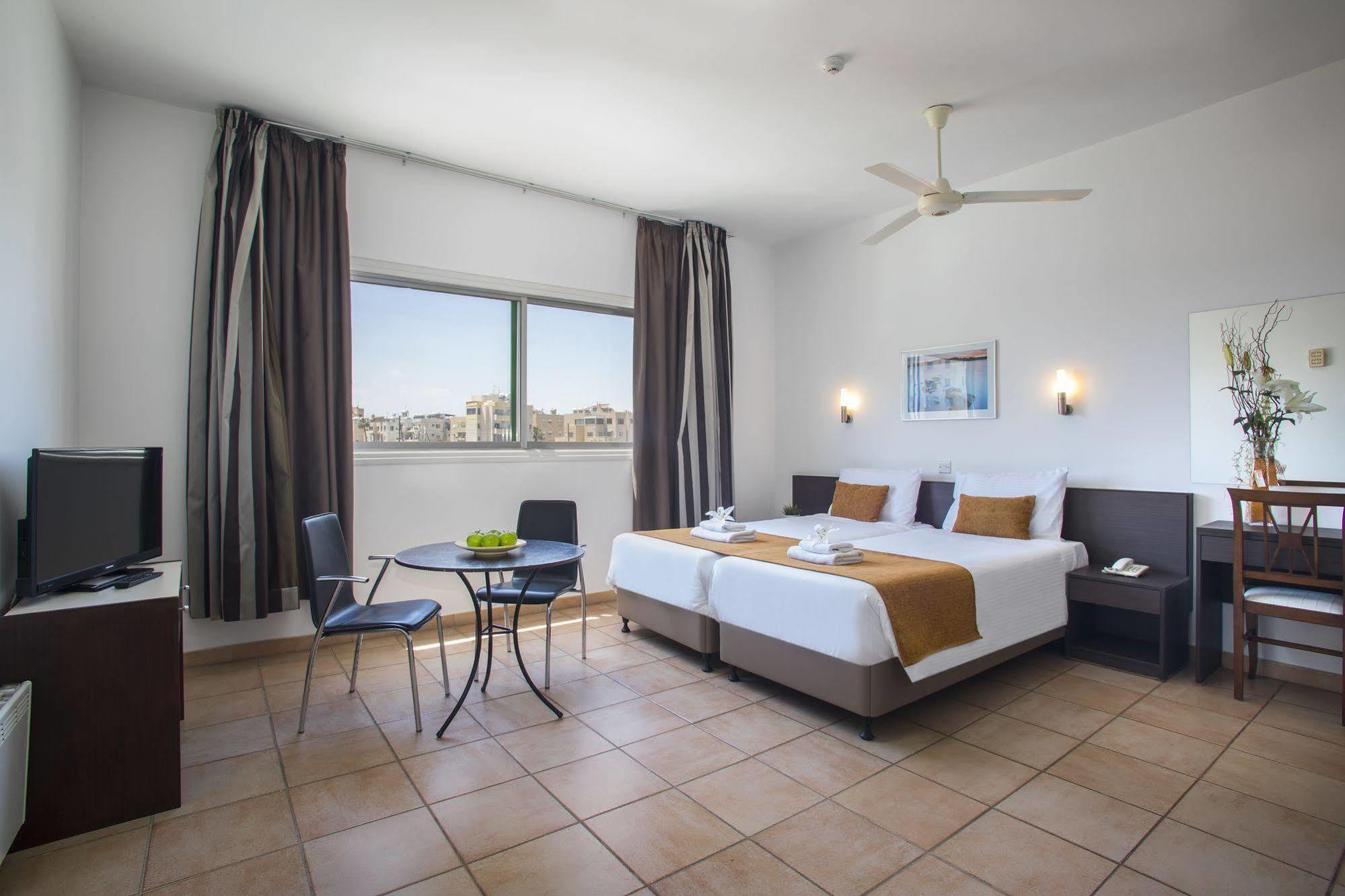 Costantiana Aparthotel Larnaca