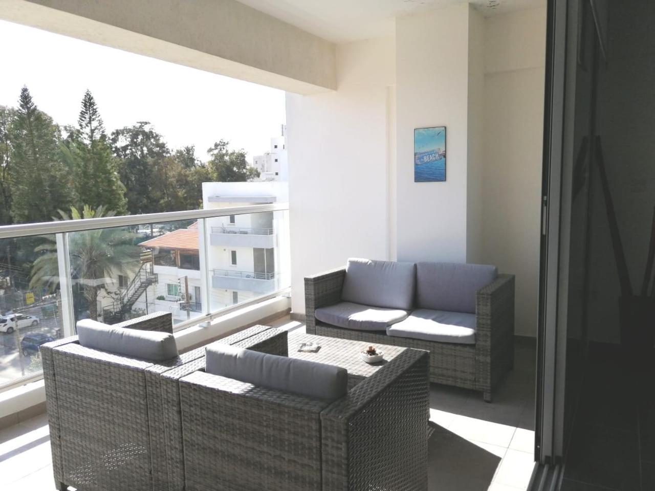 Dezo Luxury Town Larnaca
