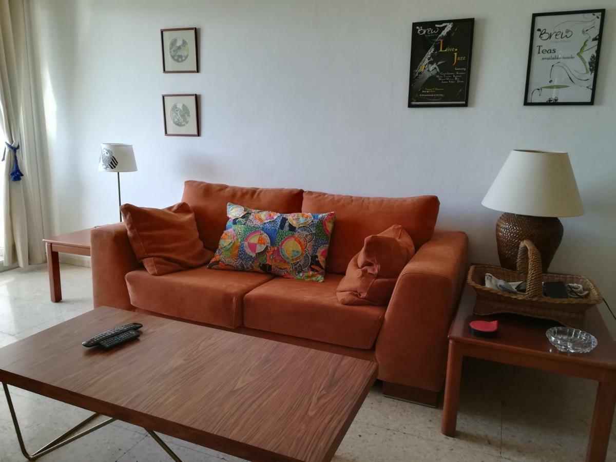 Sevi's Place, 3 Bedroom Flat, 110 S.m * Larnaca