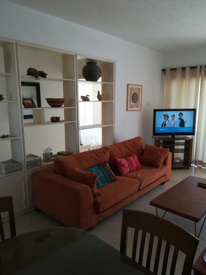 Sevi's Place, 3 Bedroom Flat, 110 S.m Apartment *