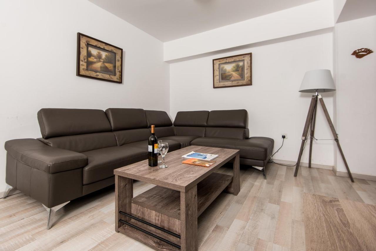 Evagora Apartment