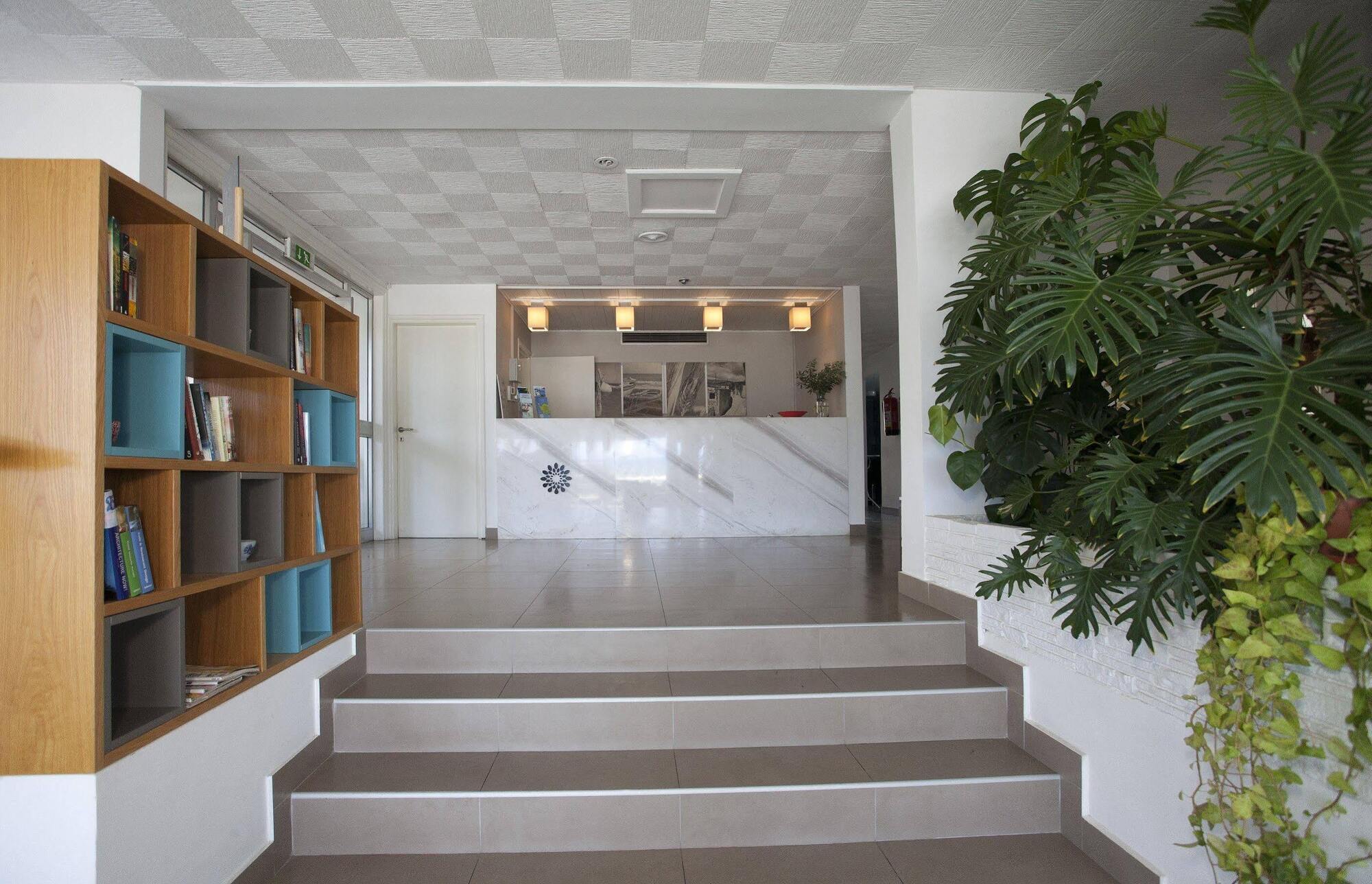 Aparthotel Costantiana 3*